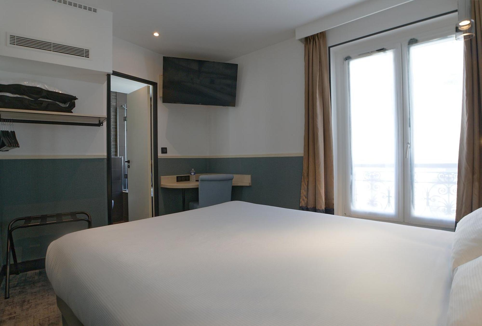 Appia La Fayette Hotel 3*