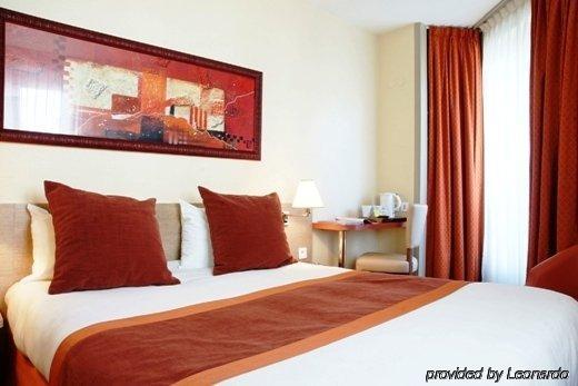 Appia La Fayette Hotel 3*